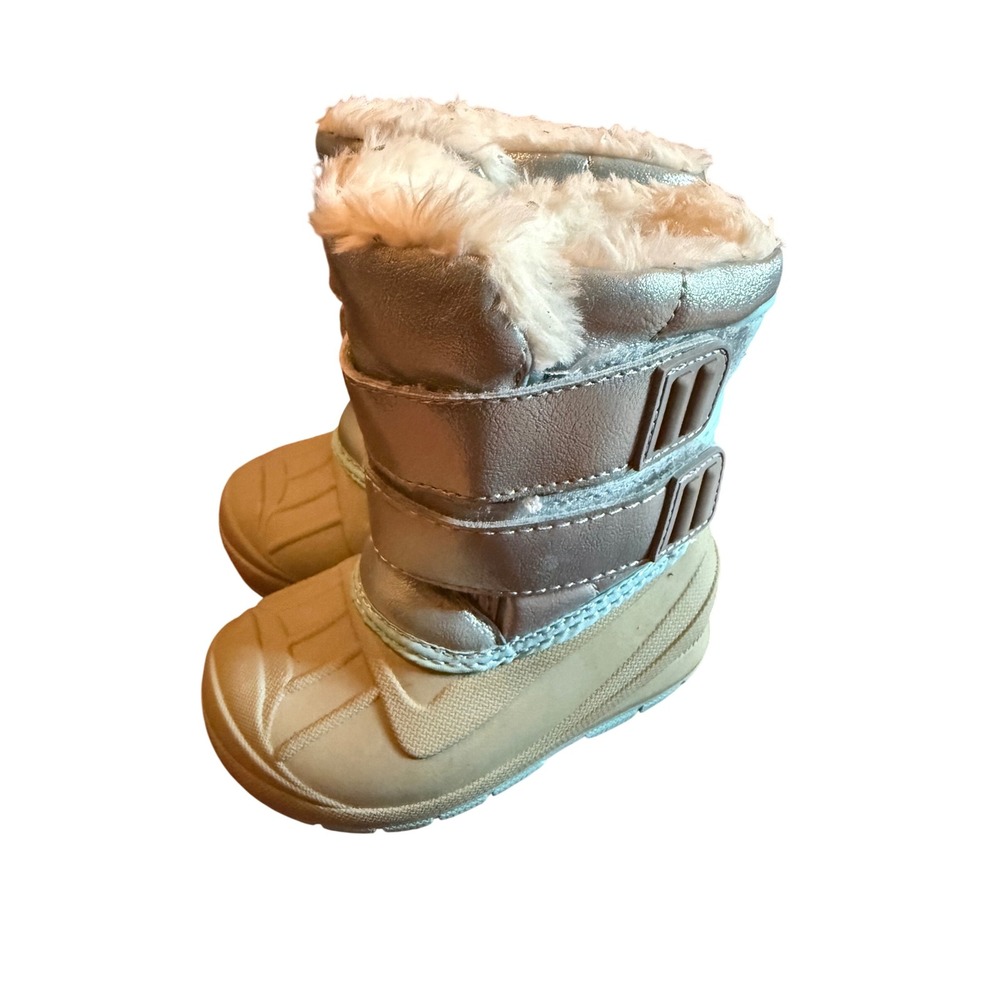 Cat Jack Kids‎ Girls Silver Faux Fur Lined Snow Boots Size 5